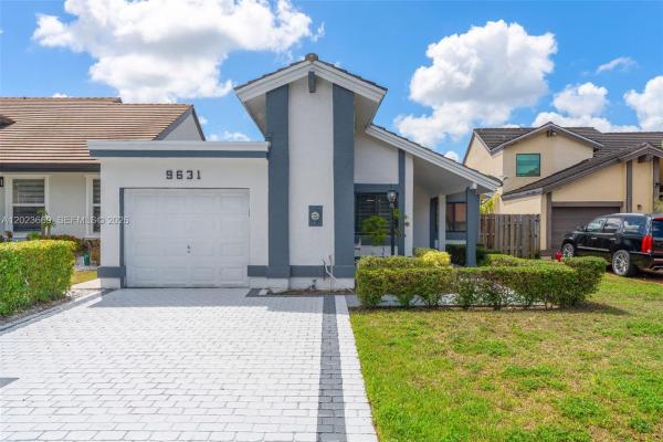 9631 SW 148th Pl, Unincorporated Dade County, Florida 33196, image 1