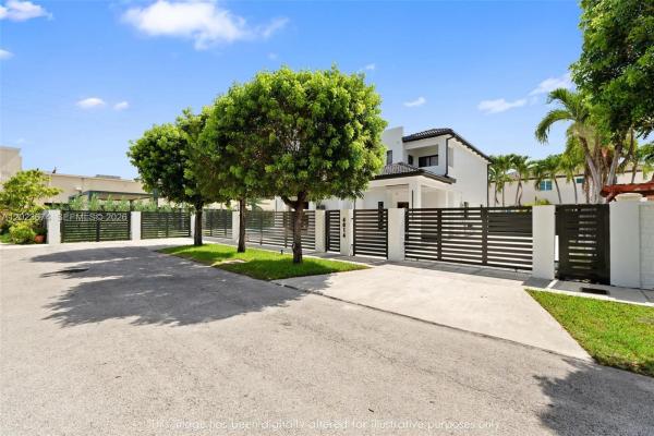 4014 SW 144th Pl, Unincorporated Dade County, Florida 33175, image 1