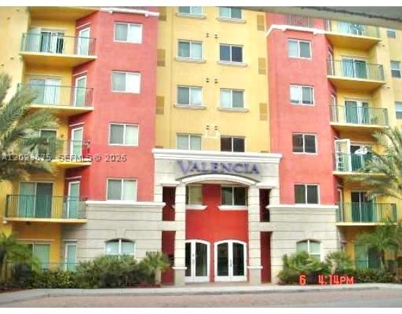 Valencia, 6001 SW 70th St #454, South Miami, Florida 33143, image 2