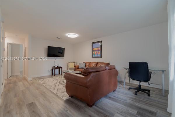 Central Oakland Park, 1099 NE 35th St #1-4, Oakland Park, Florida 33334, image 2