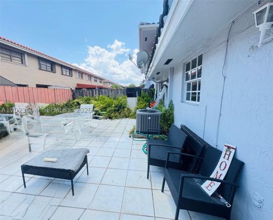 10904 NW 7th St #201, Unincorporated Dade County, Florida 33172, image 1