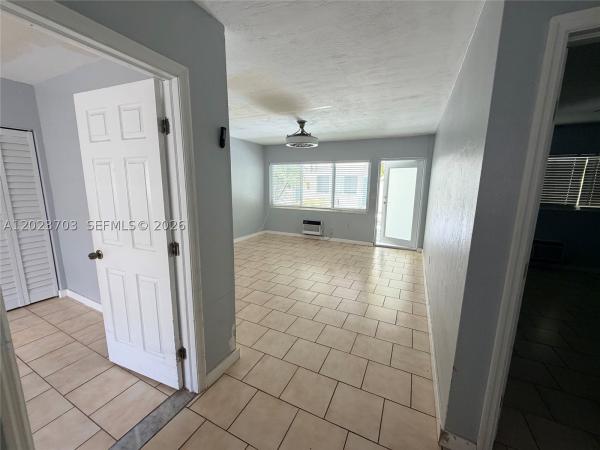 1233 Marseille Dr #5, Miami Beach, Florida 33141, image 2
