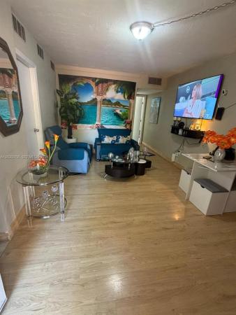 Bella Luna, 1245 W 24th St #118, Hialeah, Florida 33010, image 1