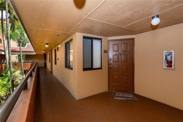 Celebration Point, 15525 N Miami Lakeway N #205-8, Miami Lakes, Florida 33014, image 1