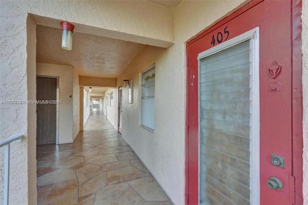 Oriole Golf & Tennis Club 2, 1030 Country Club Dr #405, Margate, Florida 33063, image 1