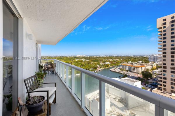 The Royal Club, 2457 Collins Ave #1602, Miami Beach, Florida 33140, image 2