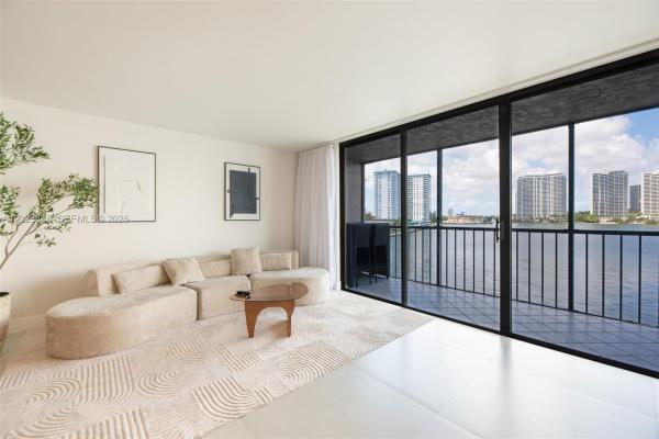 Fairview House, 17500 N Bay Rd #S405, Sunny Isles Beach, Florida 33160, image 2