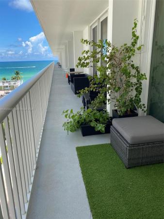 The Carriage House, 5401 Collins Ave #339, Miami Beach, Florida 33140, image 1