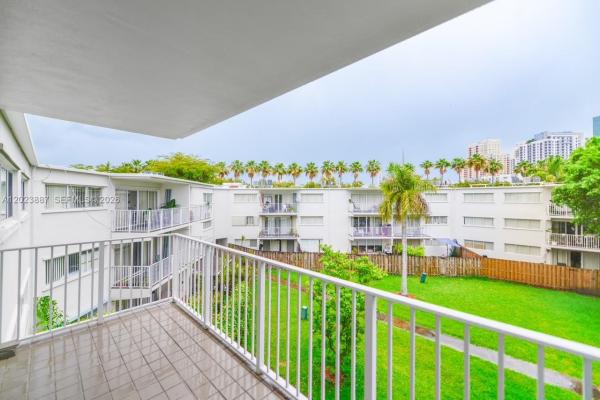 7737 SW 88th St #C312, Unincorporated Dade County, Florida 33156, image 1