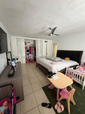Sutton House, 11840 NE 19th Dr #14, North Miami, Florida 33181, image 1