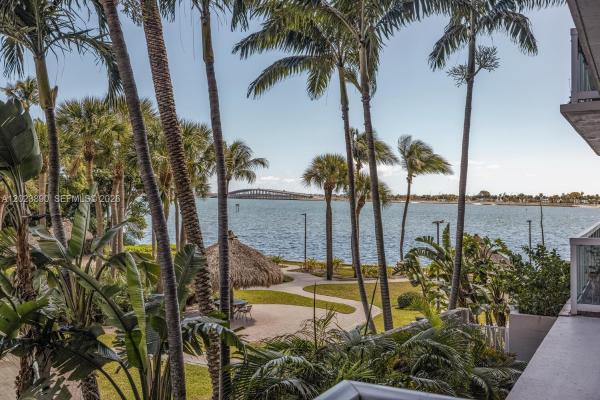 Brickell Townhouse, 2451 Brickell Ave #2E, Miami, Florida 33129, image 1