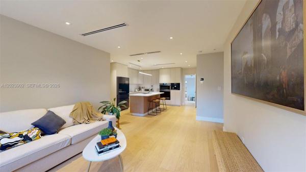 East Shenandoah, 1277 SW 19th St, Miami, Florida 33145, image 2