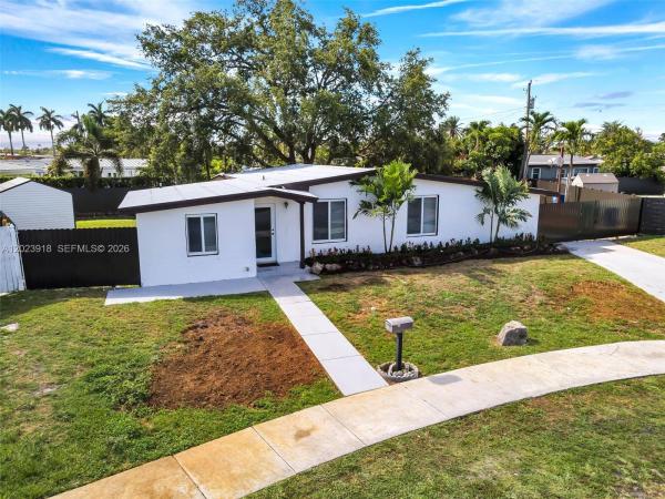7971 NW 179th St, Hialeah, Florida 33015, image 1