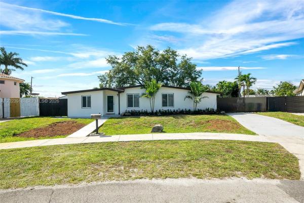 7971 NW 179th St, Hialeah, Florida 33015, image 3
