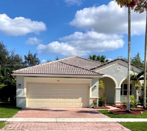 Vista Meadows, 953 Tanglewood Cir, Weston, Florida 33327, image 2