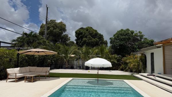 Le Jeune Manors, 3800 NW 12th St, Miami, Florida 33126, image 3