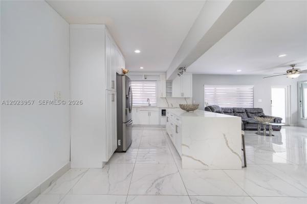 228 W 18th St, Hialeah, Florida 33010, image 3