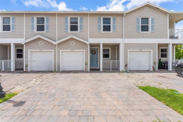 Hamilton Place, 914 SE 18th St, Homestead, Florida 33034, image 1