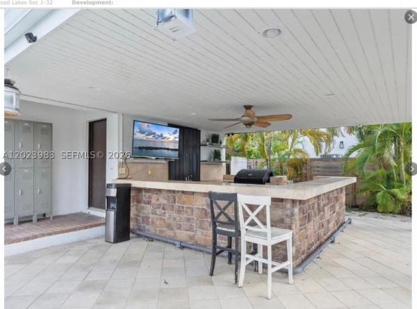 Hollywood Lakes, Hollywood, Florida 33019, image 3