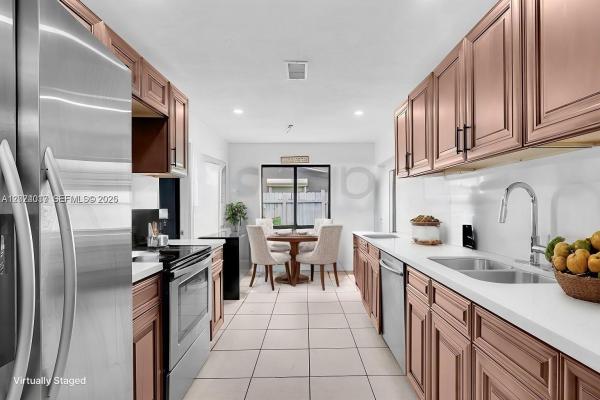 Castle Gardens, 2240 NW 51st Ave #N/A, Lauderhill, Florida 33313, image 1