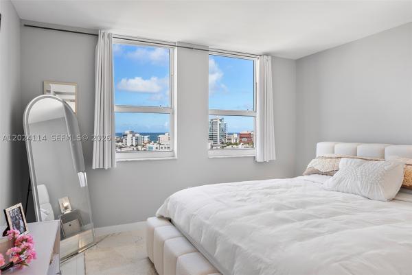 Yacht Club At Portofino, 90 Alton Rd #1405, Miami Beach, Florida 33139, image 2