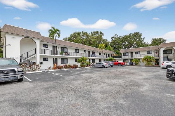 615 NE 26th St #7, Wilton Manors, Florida 33305, image 1