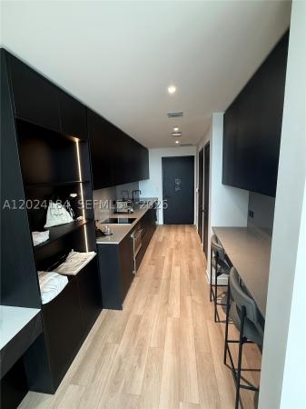 20 NE 11th St #2601, Miami, Florida 33132, image 2
