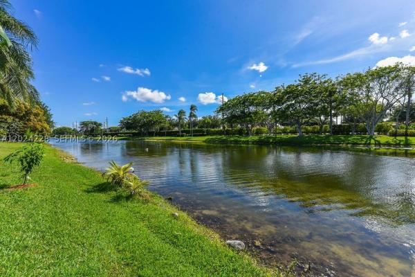 Bay Estates At Rainbow Lakes, 6256 Lansdowne Cir, Boynton Beach, Florida 33472, image 2