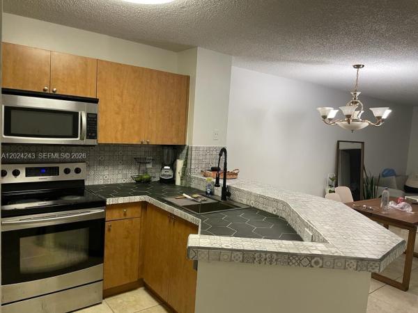 Lakeshore At University Park, 8750 N Sherman Cir #208, Miramar, Florida 33025, image 2