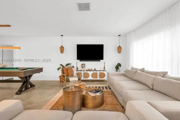 Coral Ridge Isles, 5250 NE 15th Ave, Fort Lauderdale, Florida 33334, image 2