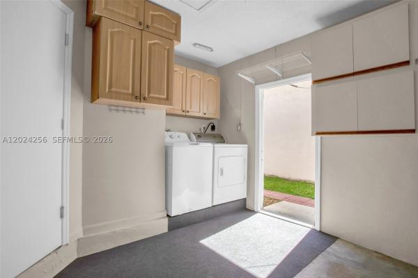 Poinciana Parc, 13964 N Cypress Cove Cir, Davie, Florida 33325, image 2