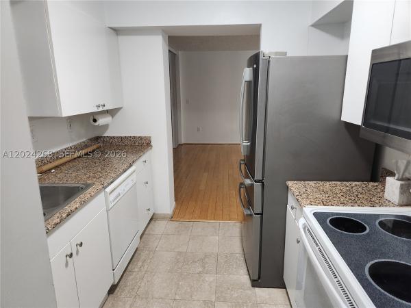 The Grandview, 5900 Collins Ave #404, Miami Beach, Florida 33140, image 2