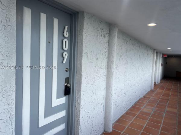 1650 NE 115th St #609, Unincorporated Dade County, Florida 33181, image 3