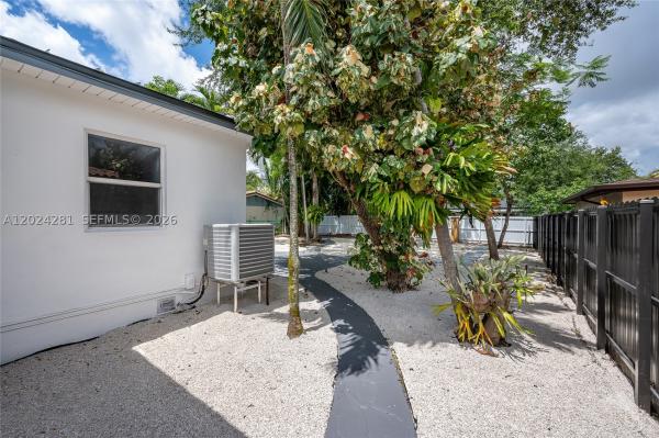 Hialeah Golf Course, 264 Navajo St, Miami Springs, Florida 33166, image 2