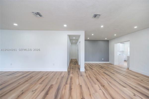 Hialeah Golf Course, 264 Navajo St, Miami Springs, Florida 33166, image 1