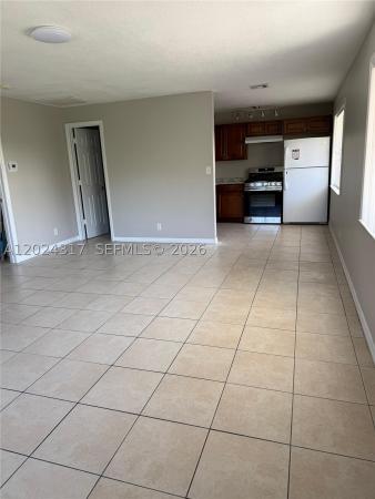 Palm Beach Gardens Estates, 588 Holly Dr #B, Palm Beach Gardens, Florida 33410, image 2