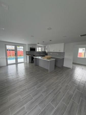 3515 SW 91st Ave, Unincorporated Dade County, Florida 33165, image 1