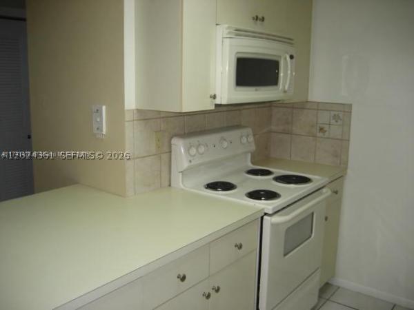 10744 N Kendall Dr #M-18, Unincorporated Dade County, Florida 33176, image 2