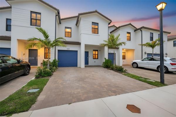 23124 SW 130th Ave, Unincorporated Dade County, Florida 33170, image 1