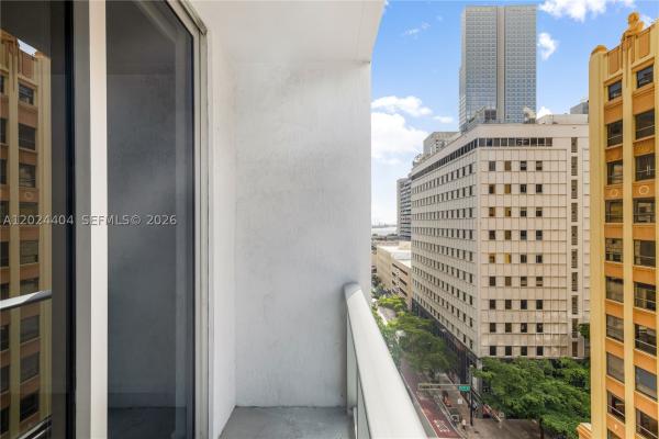 Centro, 151 SE 1st St #905, Miami, Florida 33131, image 2