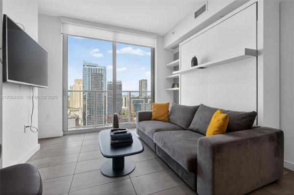 YotelPad Miami, 227 NE 2nd St #2805, Miami, Florida 33132, image 1