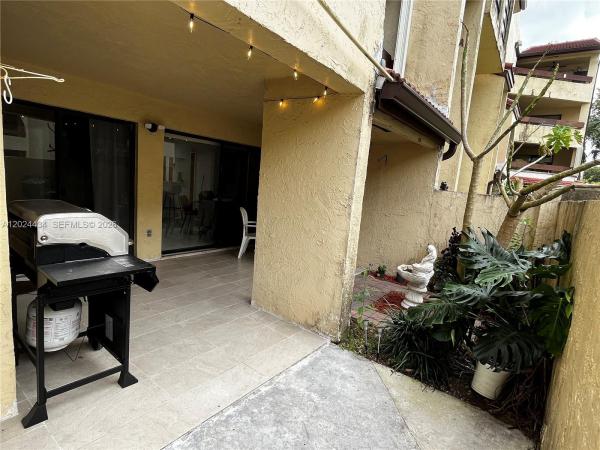 8800 SW 123rd Ct #J106, Miami, Florida 33186, image 2