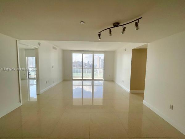 50 Biscayne, 50 Biscayne Blvd #2401, Miami, Florida 33132, image 2