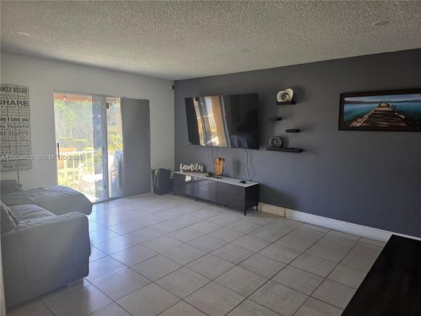 Venetian Gardens At Country Club Of Miami, 17901 NW 68th Ave #T-201, Hialeah, Florida 33015, image 1