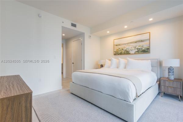77 SE 5th St #2602, Miami, Florida 33131, image 2