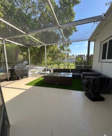 Stirling Lake, 5450 SW 55th Ave #1, Davie, Florida 33314, image 3