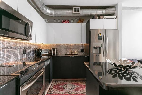 Neo Vertika, 690 SW 1st Ct #PH-II17, Miami, Florida 33130, image 3