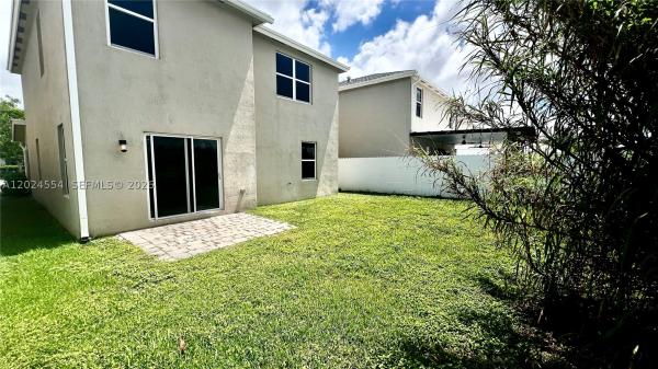 Royal Homes West, 619 NE 4th St, Florida City, Florida 33034, image 1