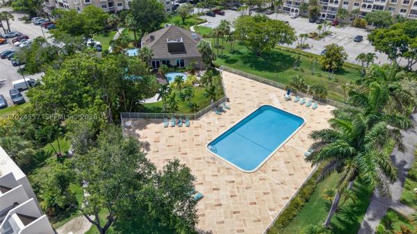 7920 Camino Real #M-109, Unincorporated Dade County, Florida 33143, image 1