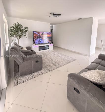 Benson Manor, 20130 SW 106th Ave, Cutler Bay, Florida 33189, image 2